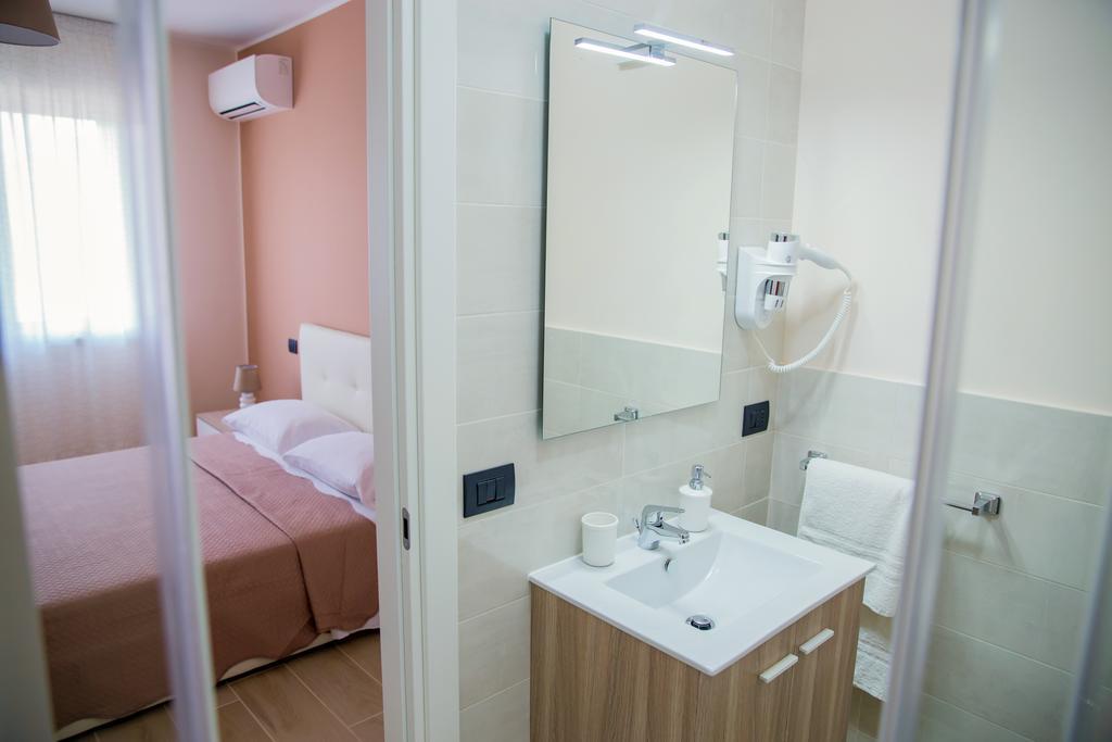 Gleda Rooms In The Square Pompeya Habitación foto